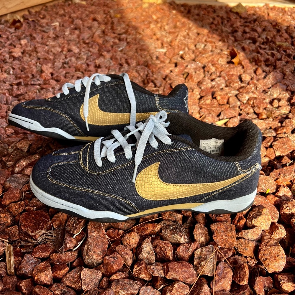 Nike Air structure Triax 91  Size 11 Like New In Box!!